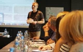 обсуждение стратегии