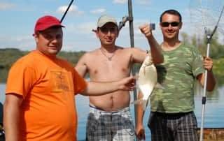 рыбалка на плоту